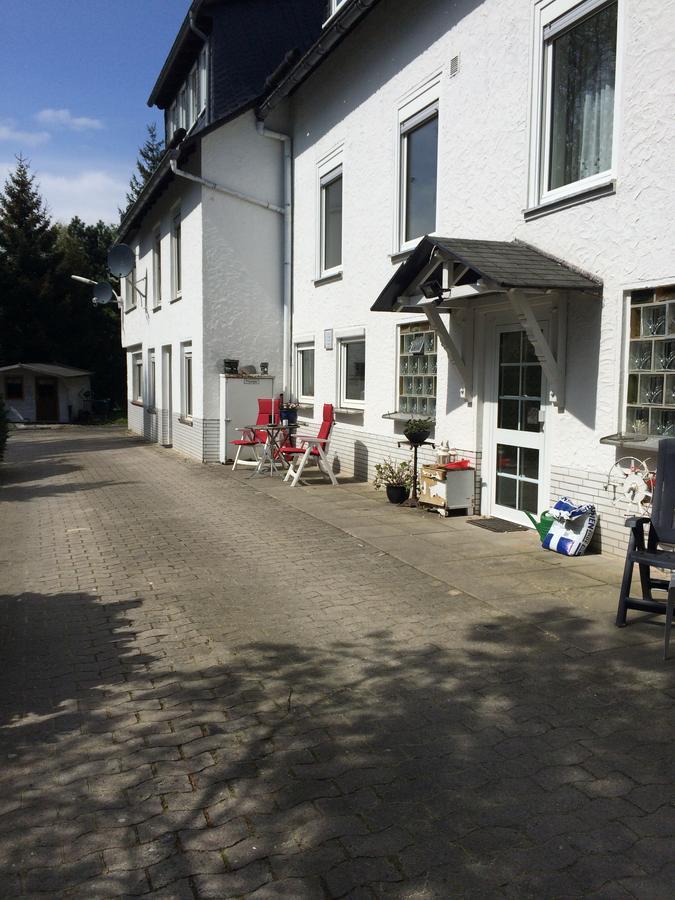 Pension Haus Am Hirschsprung فيلنغن المظهر الخارجي الصورة
